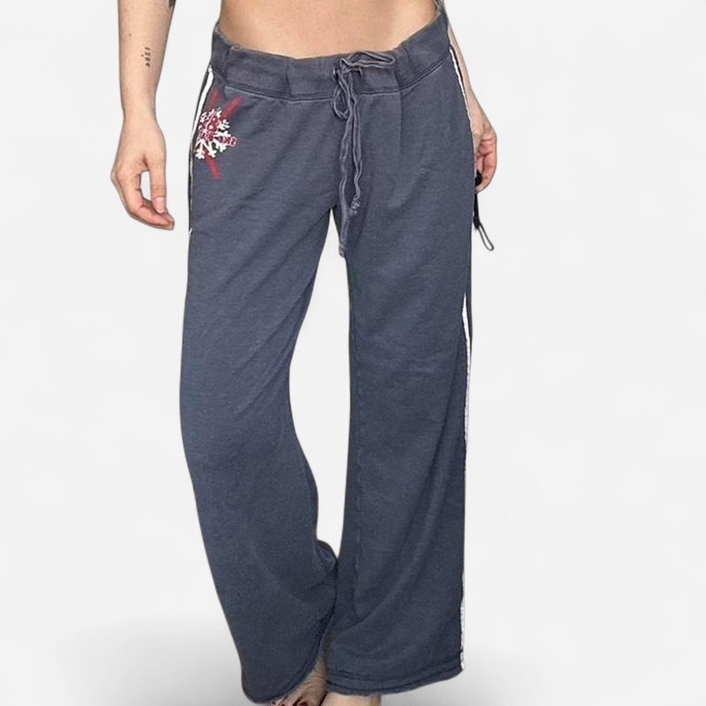 No Boundaries circa 1999 sweatpants